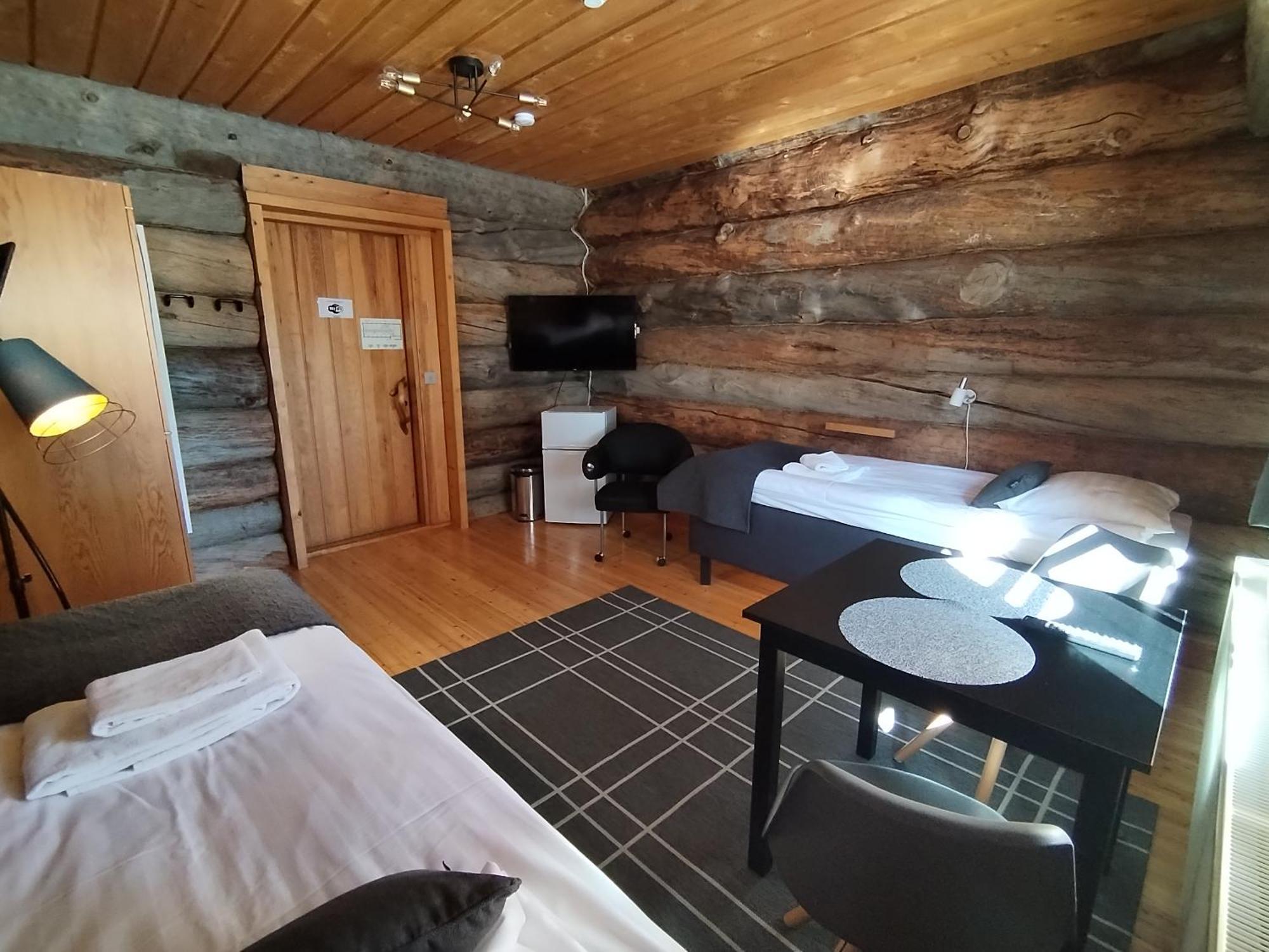 סאריסלקה Kuukkeli Log Houses Aurora Resort מראה חיצוני תמונה