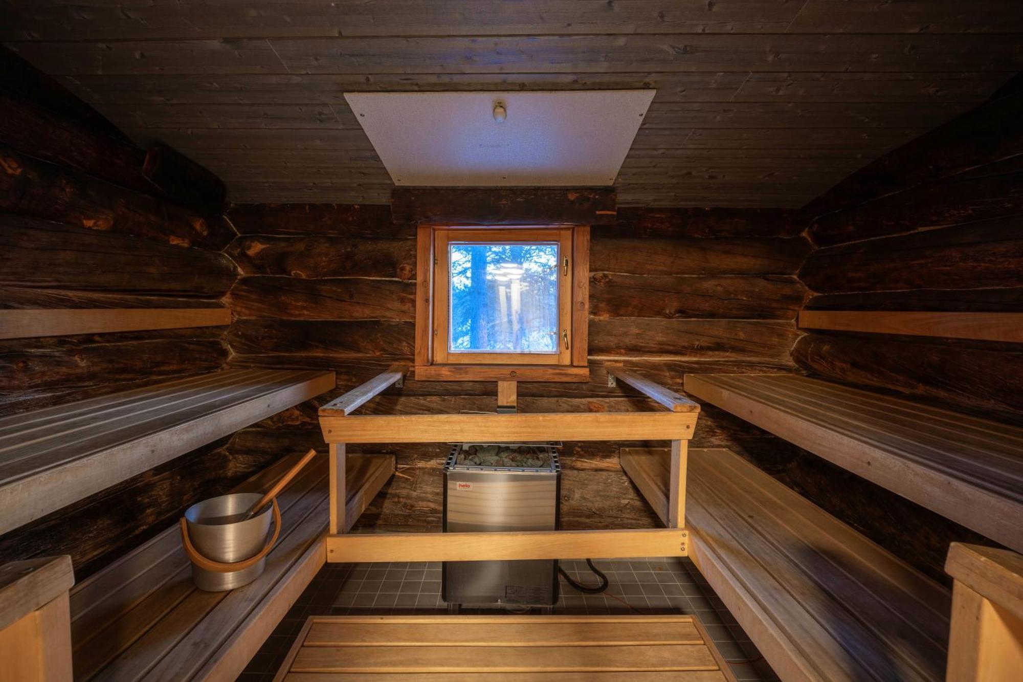 סאריסלקה Kuukkeli Log Houses Aurora Resort מראה חיצוני תמונה
