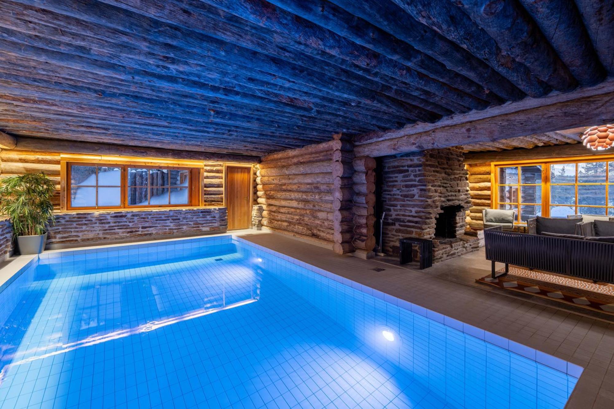 סאריסלקה Kuukkeli Log Houses Aurora Resort מראה חיצוני תמונה