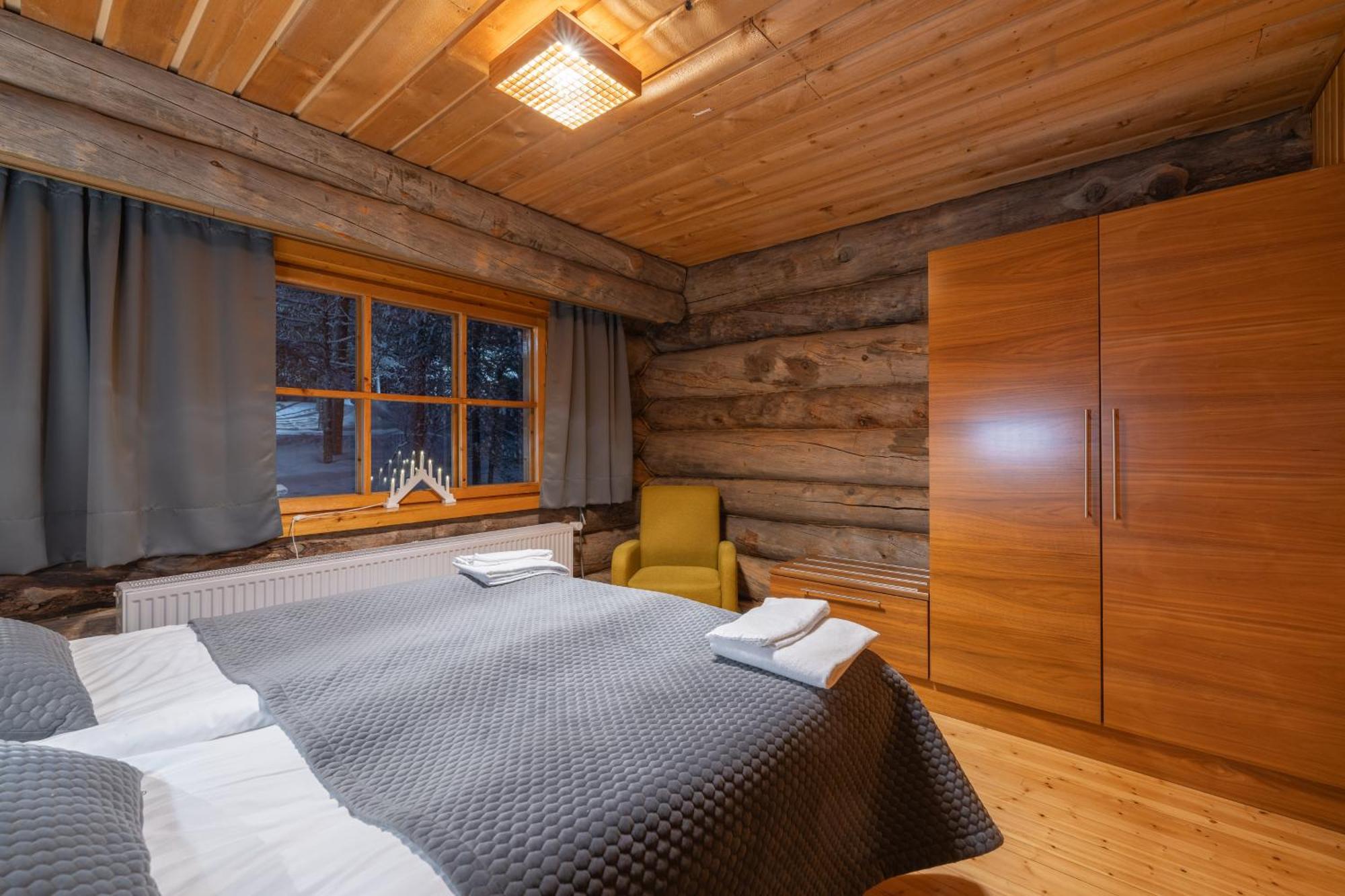 סאריסלקה Kuukkeli Log Houses Aurora Resort חדר תמונה